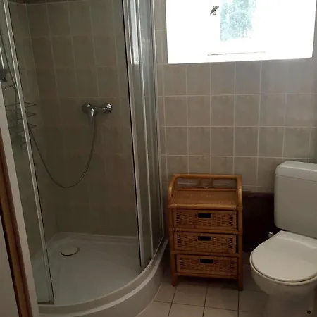 La Petite Maison Farm stay Bricqueville